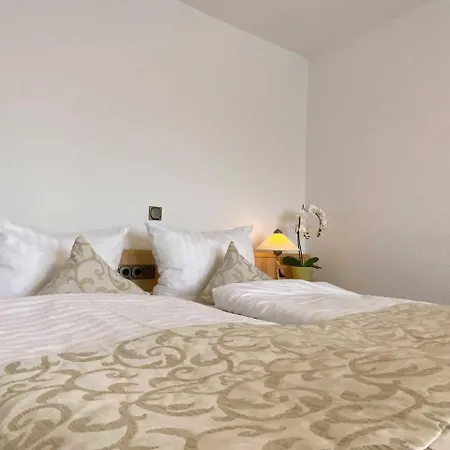 アパート Suederhaus Hiddensee App 10 *