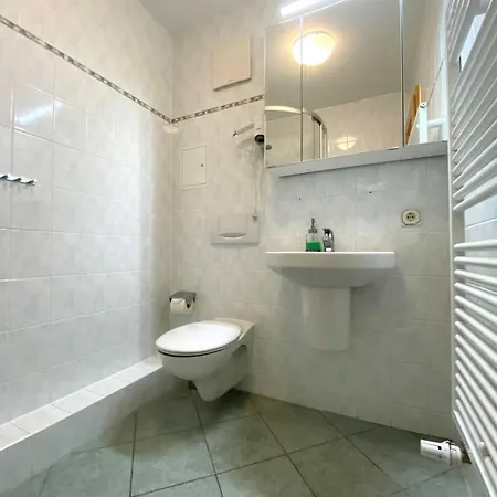 Suederhaus Hiddensee App 10 アパート Neuendorf